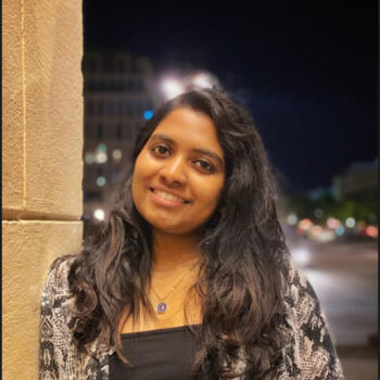 Babysitter in Berlin: Shruthy