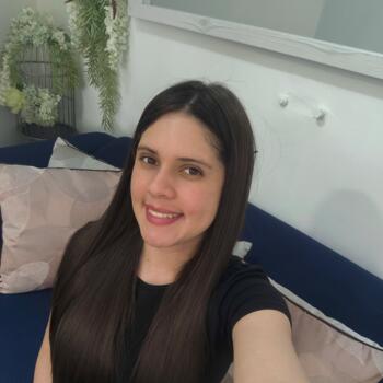 Babysitter in Sant Feliu de Llobregat: Diana