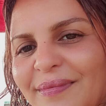 Babysitter in Istres: Sarah