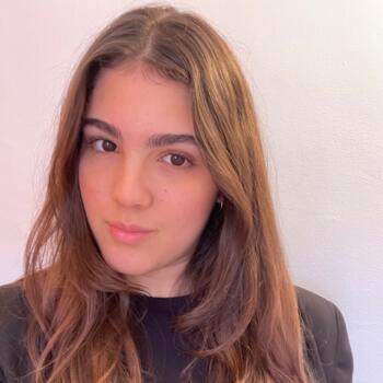 Babysitter in Llucmajor: Angela