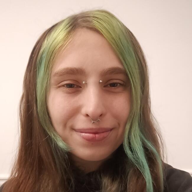 Babysitter in Neuilly-sur-Seine: Gabriela