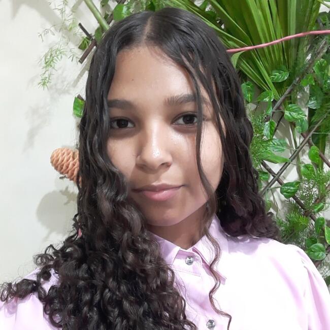 Babysitter in Lagoa da Canoa: Laura Kelly