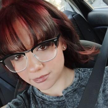 Babysitter in Grove City: Cassidy