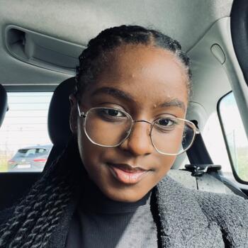 Babysitter : Ednilsa Bastos