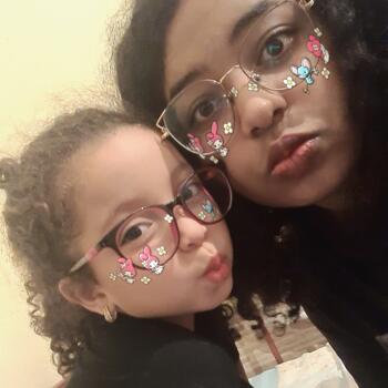 Babá em Saquarema: Karen