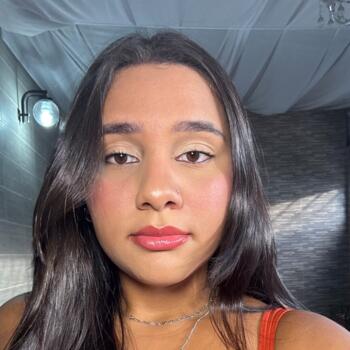 Babysitter in Vitória da Conquista: Helen