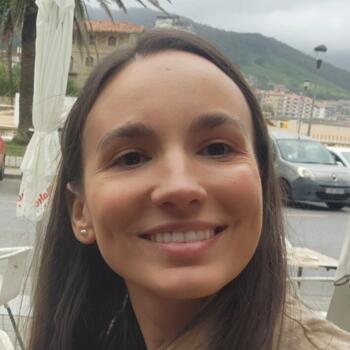 Trabajo de canguro en Sopela: Leire
