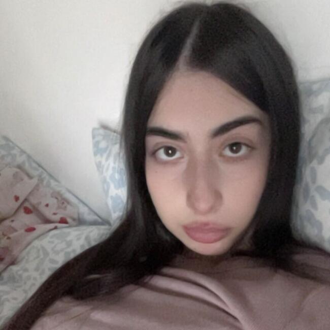 Babysitter in Marseille: Clemence