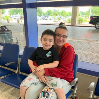 Baby-sitter in Virginia Beach: Christina