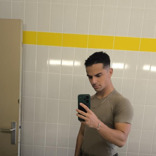 Babysitter in Saint-Augustin (Nouvelle-Aquitaine): Gabriel