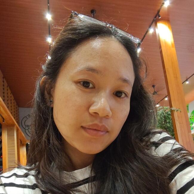 Babysitter in Klaten: Desi