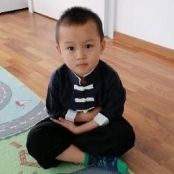 Babysitter Job in Karben: Babysitter Job 玫