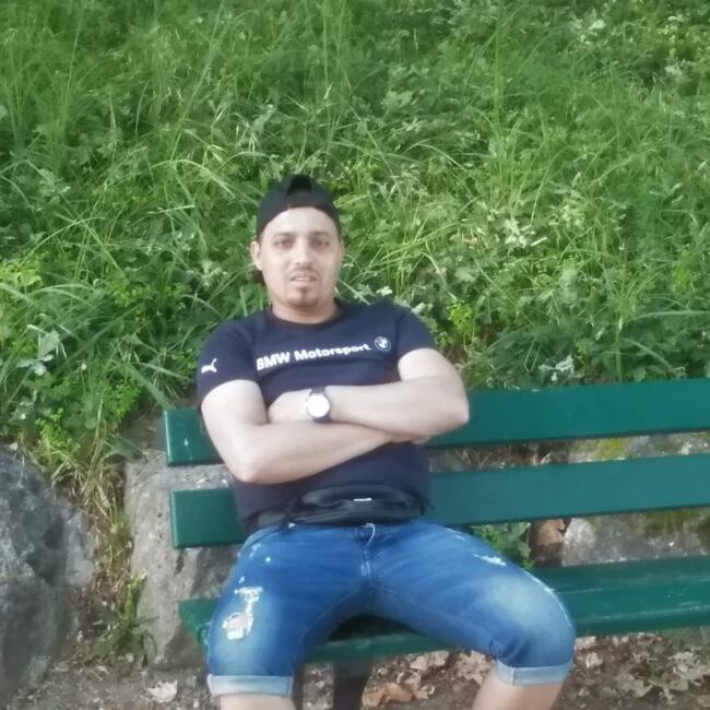 Job de garde d'enfants à Agen: Walid