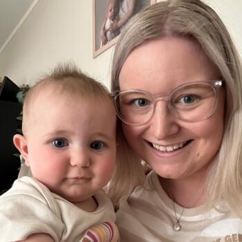 Babysitter Auckland: Georgia