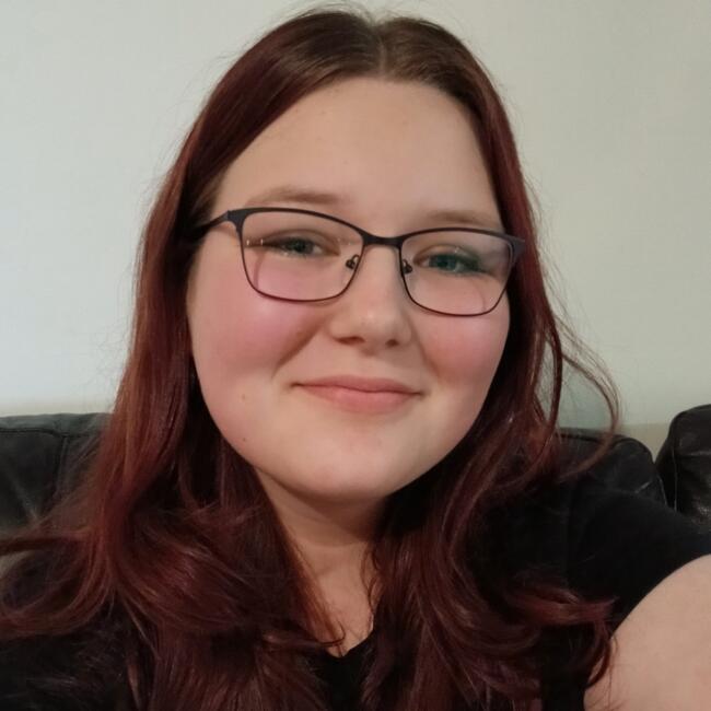Babysitter in Hamilton: Elizabeth