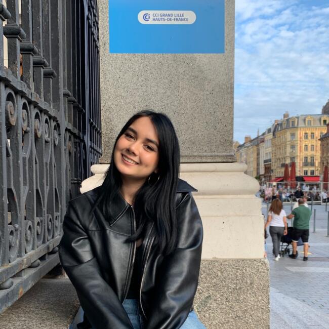 Babysitter in Lille: Mélina