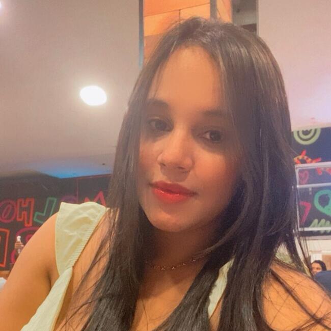 Babysitter in Cuiabá: Aliny
