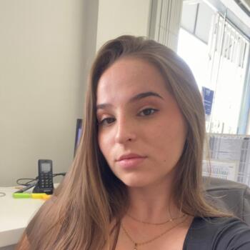 Babysitter in Restinga Seca: Marianna