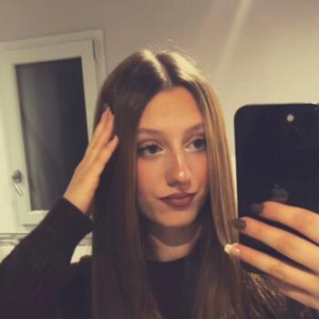 Baby-sitter Rochy-Condé: Melissa