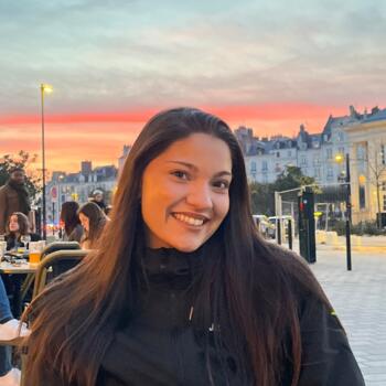 Babysitter in Brest: Astrid