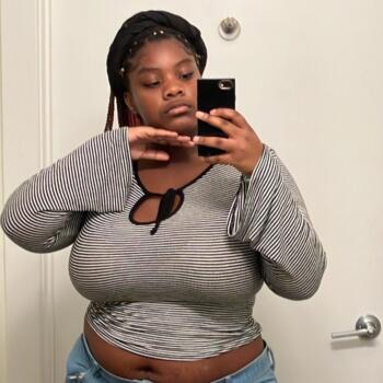 Babysitter in Washington D.C.: Xina