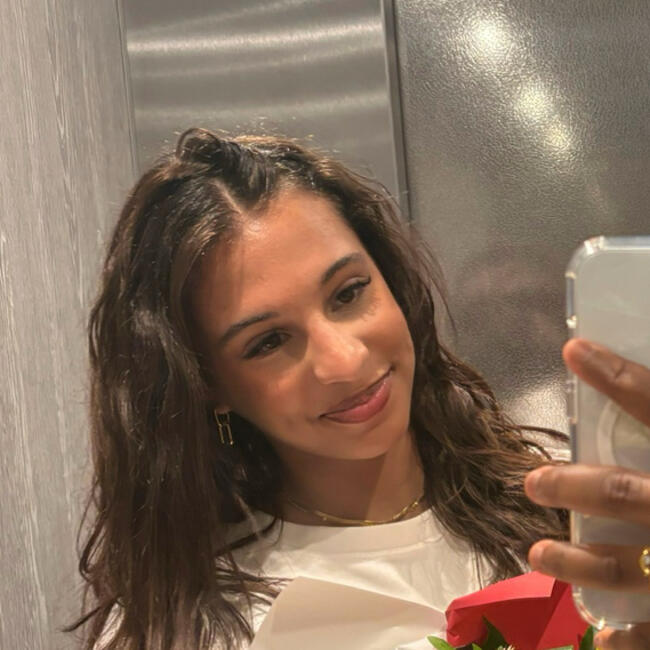 Babysitter in Arras: Layanne