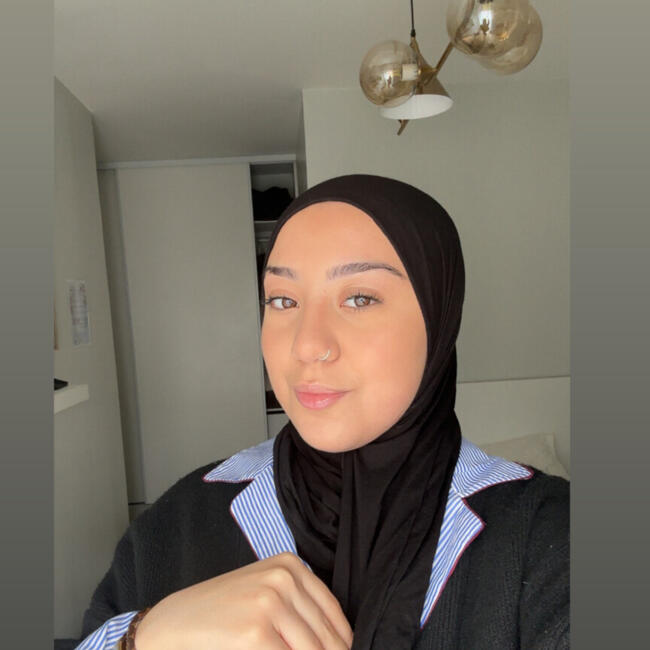 Babysitter in Poissy: Leyla