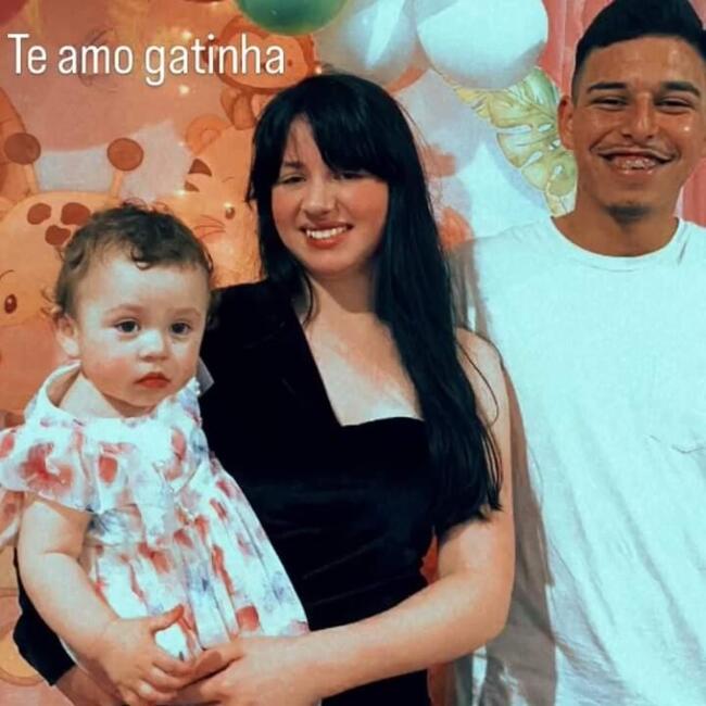 Emprego de babá em Uberlândia: Victoriya