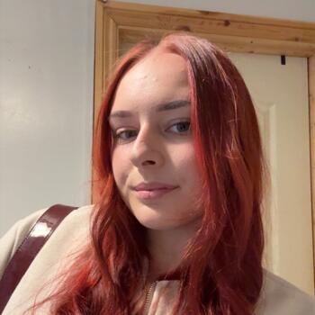Babysitter North Shields: Leah