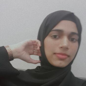 جليسة أطفال في Jazīrat Abū Z̧aby: Safa