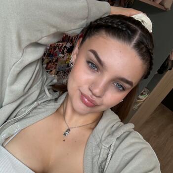 Babysitter στην περιοχή Peterborough: Jenna