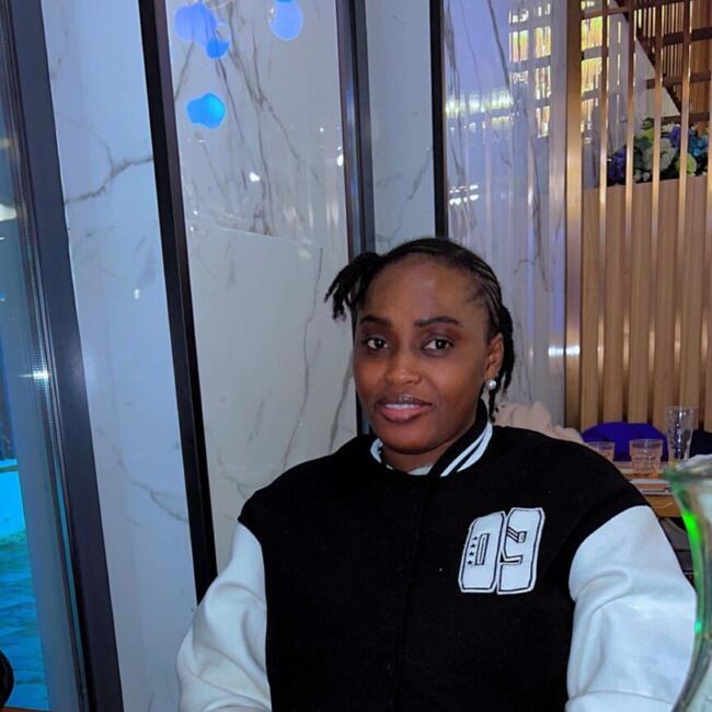 Babysitter in Poitiers: Aicha