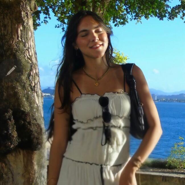 Babysitter in San Juan: Amanda