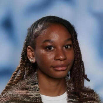 Babysitter in Tourcoing: Rykielle