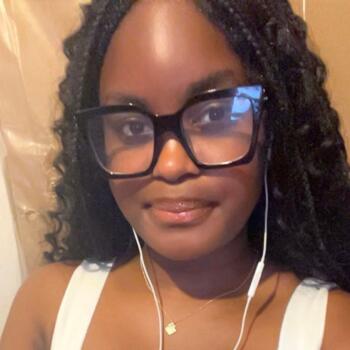 Babysitter in Dijon: Withney