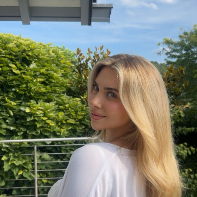 Babysitter in Langenfeld: Dana