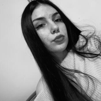 Babysitter Botoșani: Cosmina-Lorena