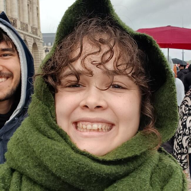Babysitter in Bordeaux: Raphaëlle