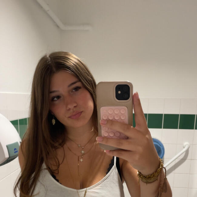 Babysitter in Dole: Magdalena