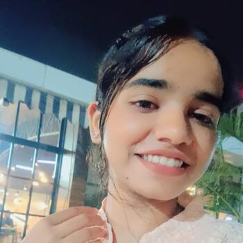 Babysitter Surat: Jaya