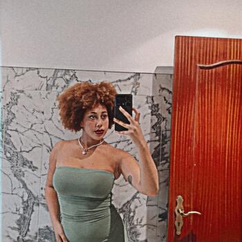 Babysitter in Almada: Nadia