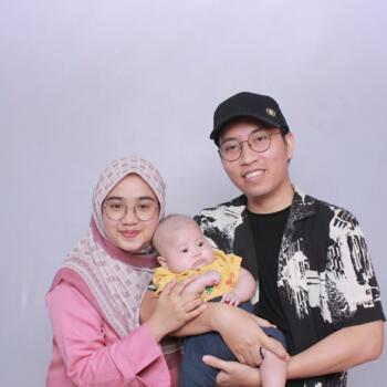 Babysitting job in Teluk Panglima Garang: babysitting job Syahir