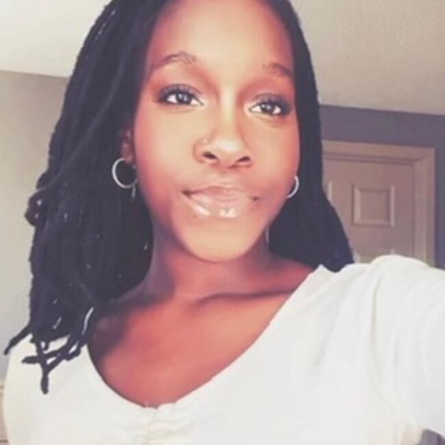 Babysitter in Ajax: Makeda