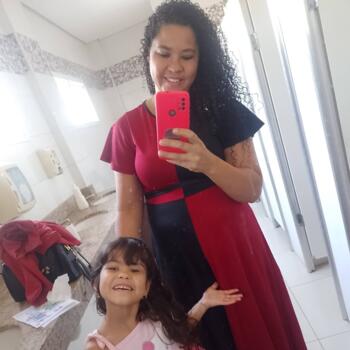 Babysitting job in Hortolândia: babysitting job Milena