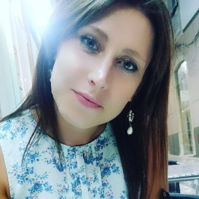 Babysitter in Rome: Natasha