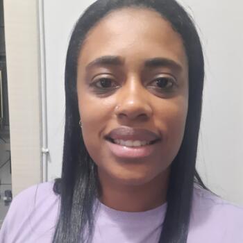 Babá em Porto Alegre: Indiara