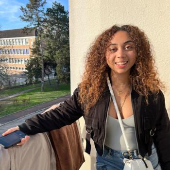 Babysitter in Soisy-sous-Montmorency: Indrayani