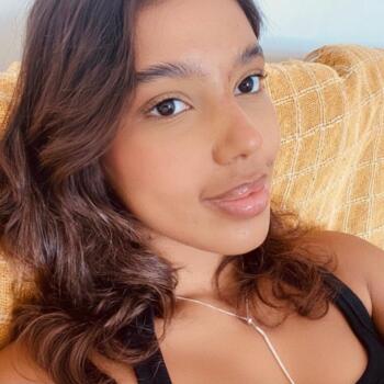 Babysitter in Cachoeiro de Itapemirim: Nayara