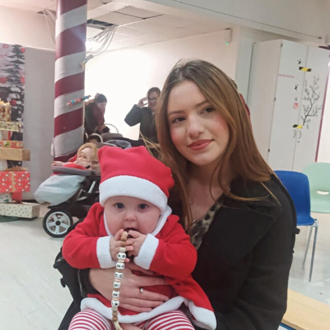 Babysitter in Neuilly-Plaisance: Emma