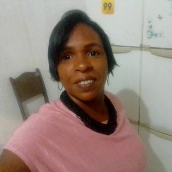 Babá Aparecida de Goiânia: Catia